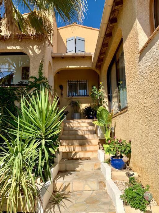Charmante Villa Avec Une Ame. Pignan Екстер'єр фото