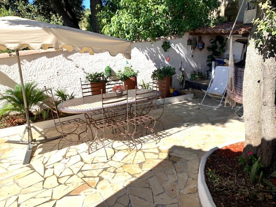 Charmante Villa Avec Une Ame. Pignan Екстер'єр фото