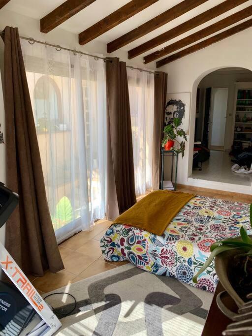 Charmante Villa Avec Une Ame. Pignan Екстер'єр фото